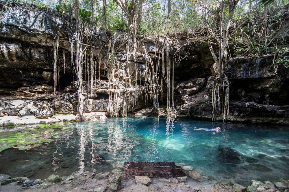 Campamento en cenotes de San Antonio Mulix
